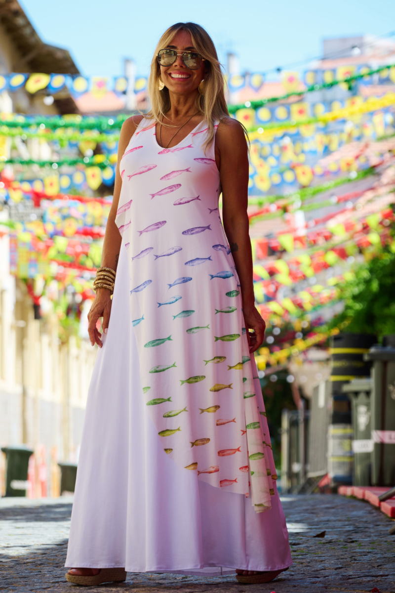 VESTIDO PREMIUM COM SOBREPOSIÇÃO